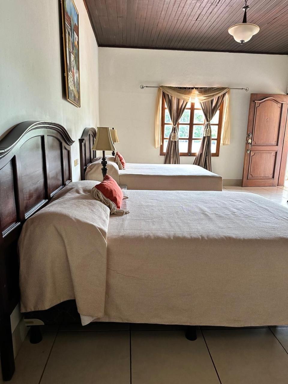 Hotel Palacio Real Granada Eksteriør bilde