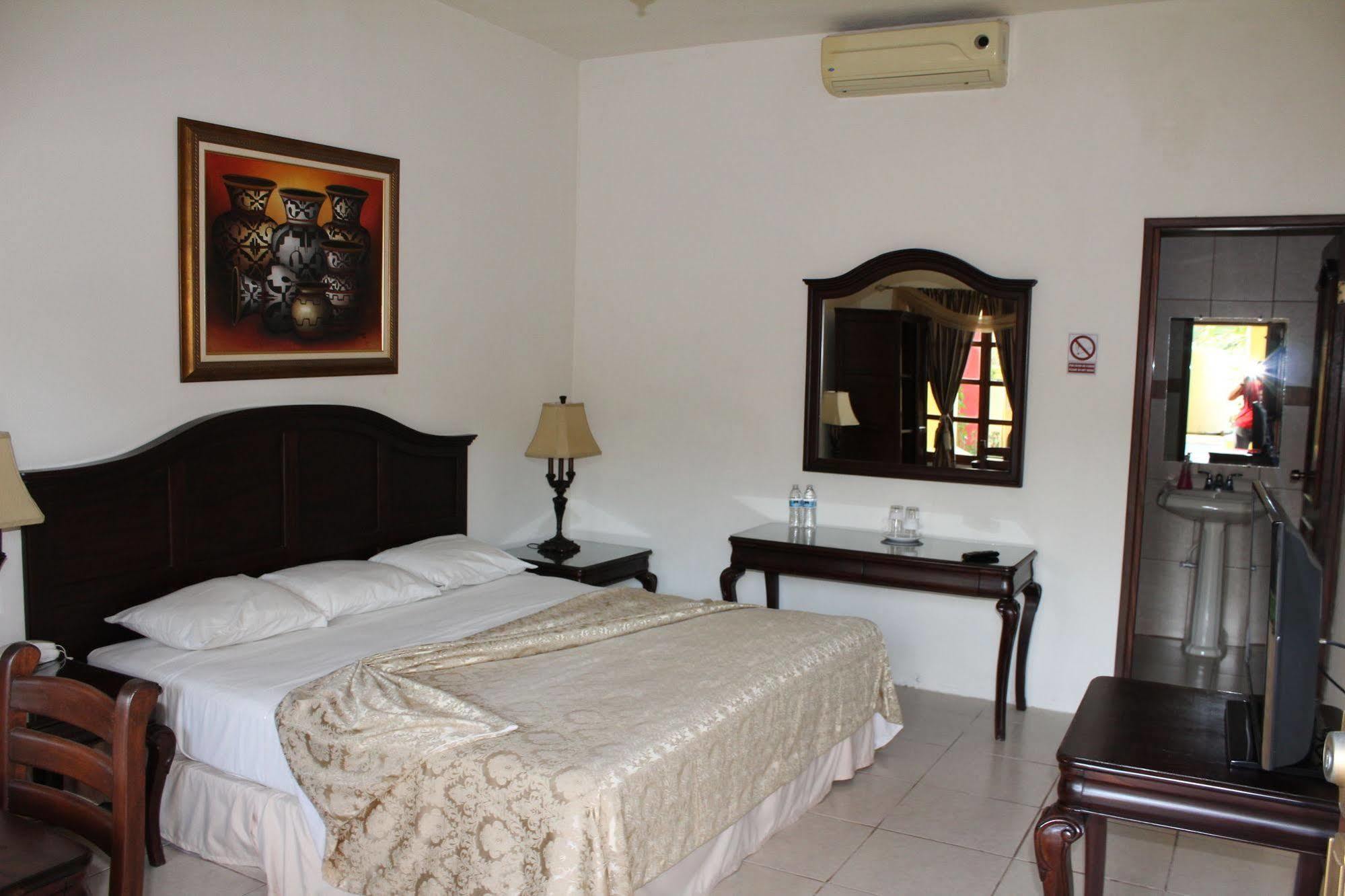 Hotel Palacio Real Granada Eksteriør bilde