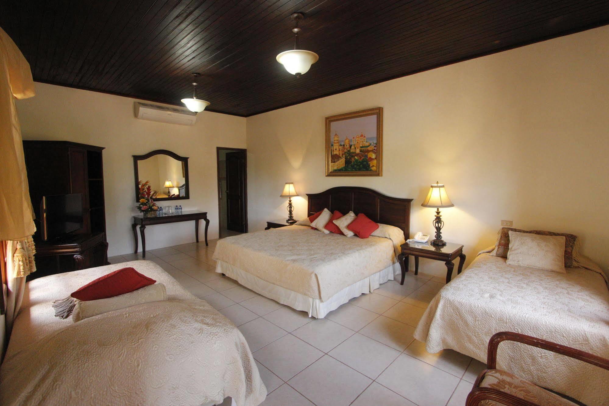 Hotel Palacio Real Granada Eksteriør bilde