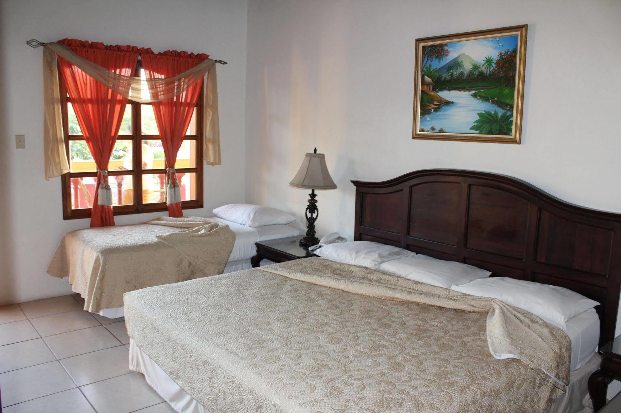 Hotel Palacio Real Granada Eksteriør bilde